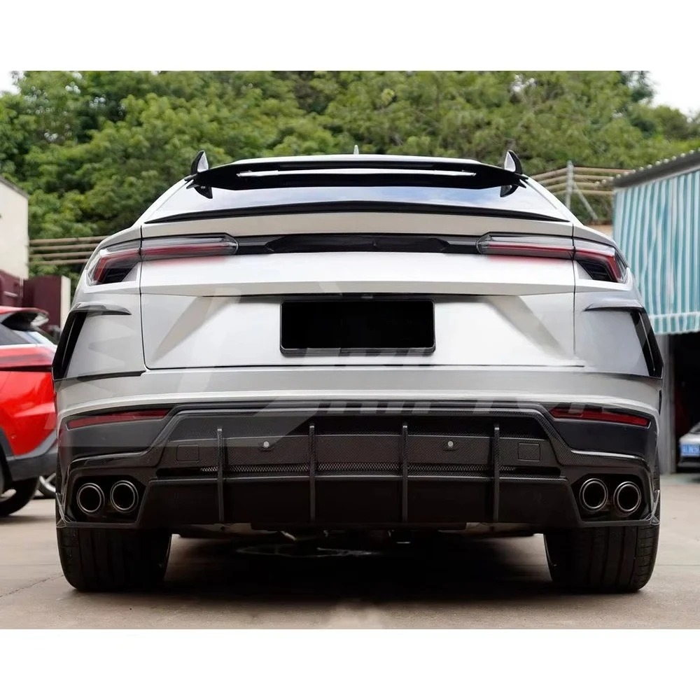 TopCar Style Full Dry Carbon Fiber Car Body Kit for  URUS Bodykit